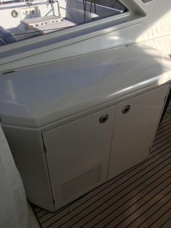 slider 8 Beneteau Monte Carlo 42 HT